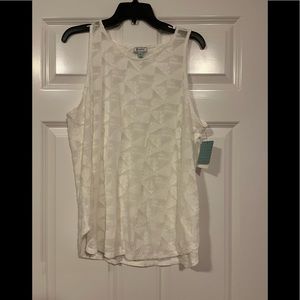 SUSINA Cream colored patterned sleeveless blouse. NWT. Wear alone or layer.